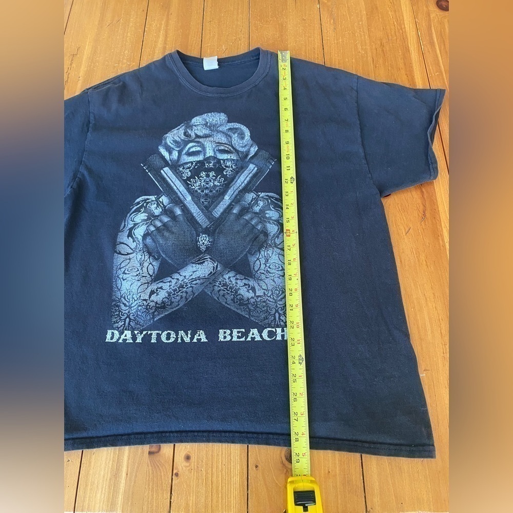 Madonna Bandanna Guns Printed Graphic T-Shirt Fashion Hip Hop Black Tee Size XL - Picture 10 of 11